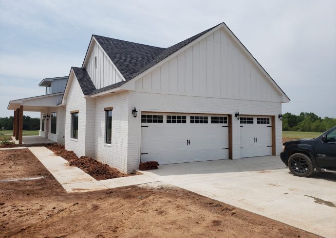 Garage Door Repair and Replacement in Oklahoma